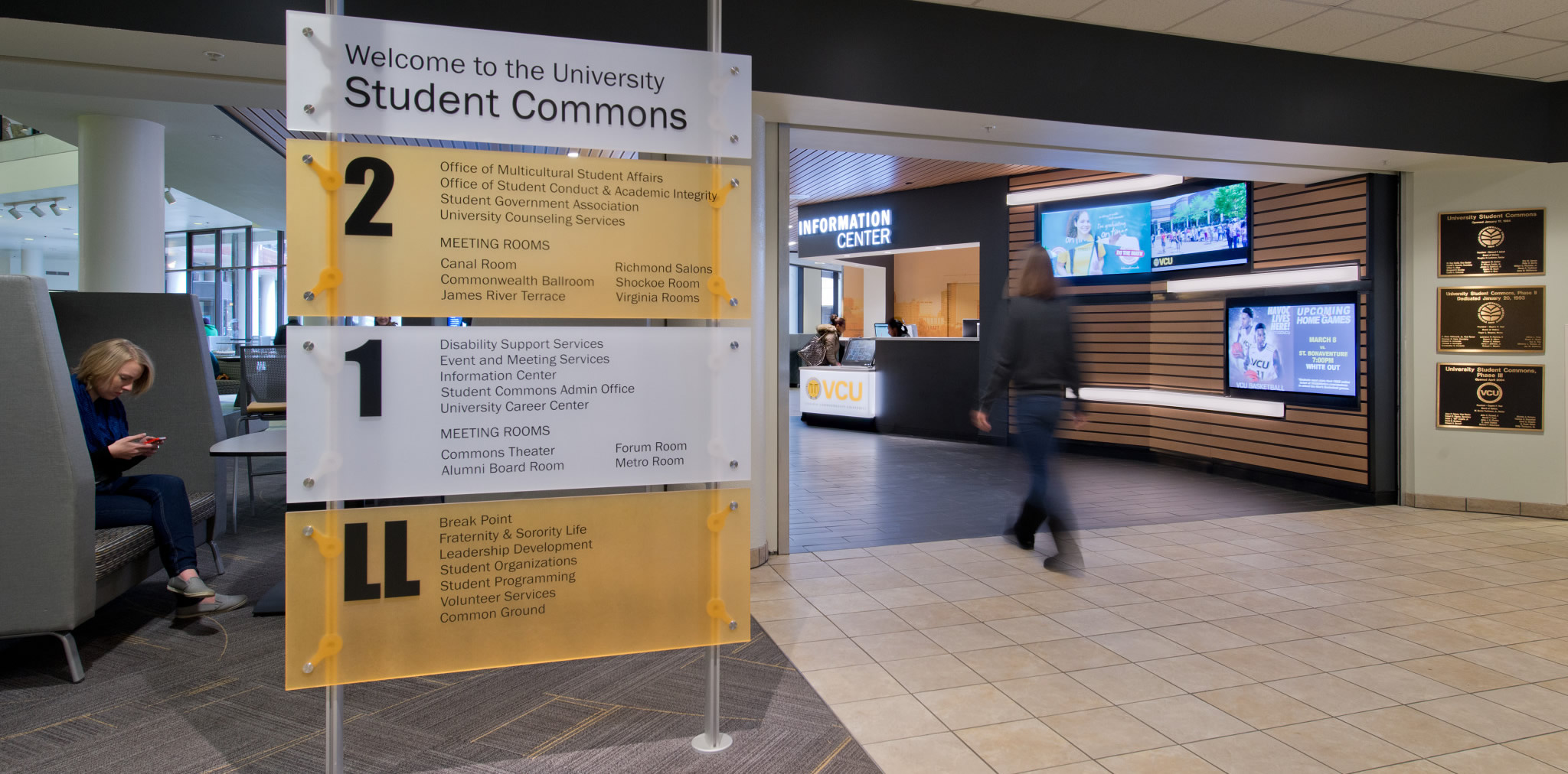 commons sign and information desk