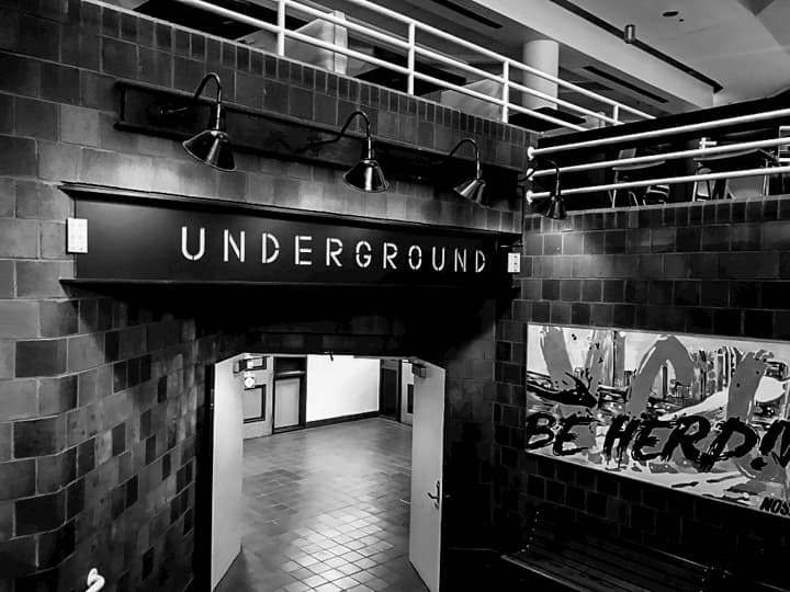The Underground sign in The Commons